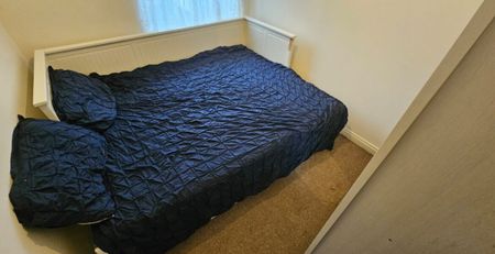 Mexborough Place, Chapel Allerton, Leeds, LS7 3EB - Photo 2