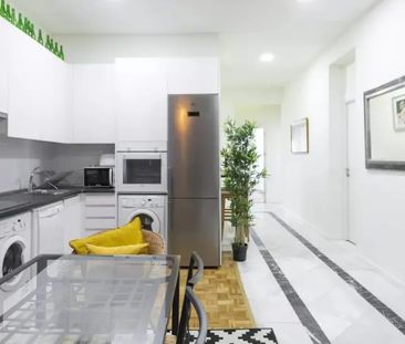 Calle de San Bernardo, Madrid, Community of Madrid 28015 - Photo 1