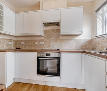 1 bedroom maisonette to rent - Photo 2