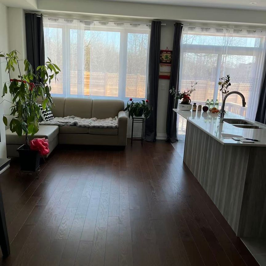 For Lease - 2805 Albatross Way Unit# BedRoom, Pickering, Ontario - Photo 1