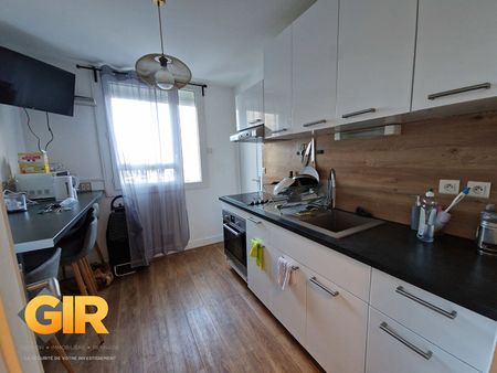 Location Appartement 1 pièce 68m² RENNES 35000 - Photo 4