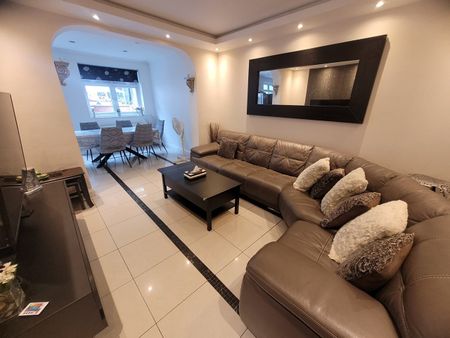 4 Bed Semi-Detached House, Dollis Hill Avenue, NW2 - Photo 2