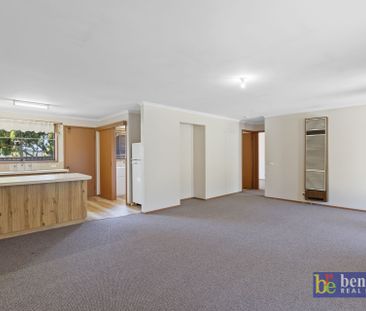 Neat & Convenient Living in Golden Square - Photo 4