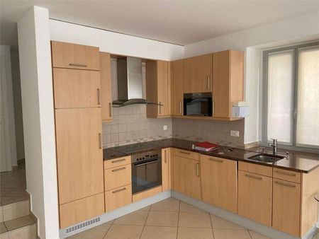 MELANO - In der Ortsmitte vermieten wir eine 4.5-Zimmer-Duplexwohnung - Photo 5