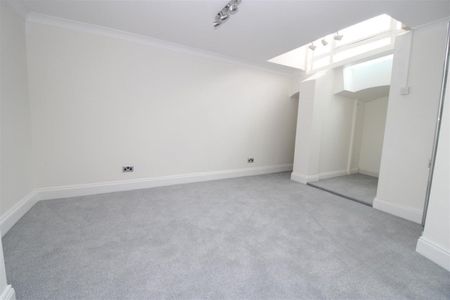 Victoria Road - Photo 2