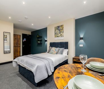 Crown House, Nuneaton, CV11 4BX - Photo 2