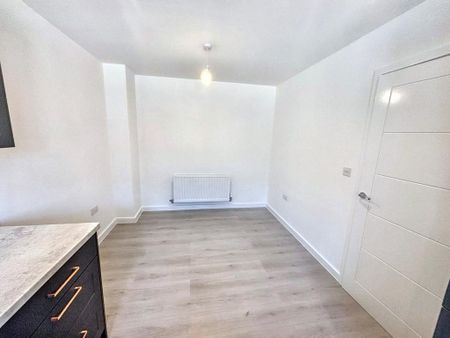3 bedroom house to rent - Photo 2