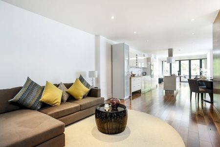 3 bedroom flat to rent - Photo 4