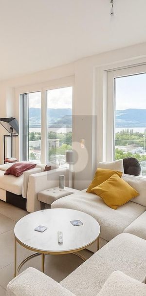 VUE IMPRENABLE SUR LE LAC ET LA VILLE - Photo 1