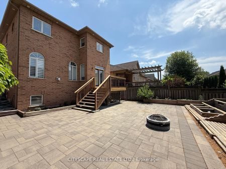 For Lease - 194 Tawny Crescent, Oakville, Ontario - Photo 5
