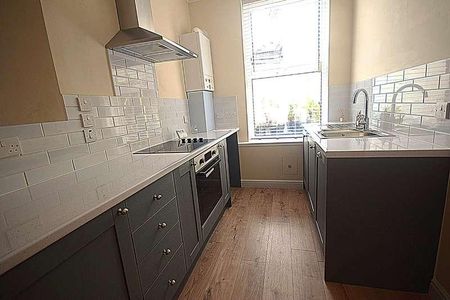 High Street, Combe Martin, Ilfracombe, EX34 - Photo 4