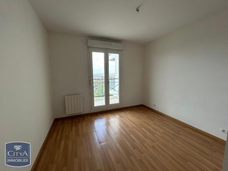 Location Appartement 3 pièces 71m² CHERBOURG-EN-COTENTIN 50100 - Photo 4