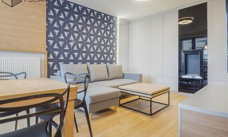 Warszawa, Śródmieście - Photo 3