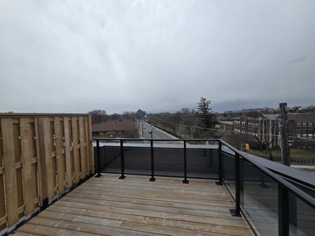 For Lease - 35 Birchcliff Avenue Unit# 9, Toronto, Ontario - Photo 2