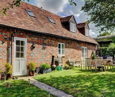 3 bedroom semi-detached house to rent - Photo 6
