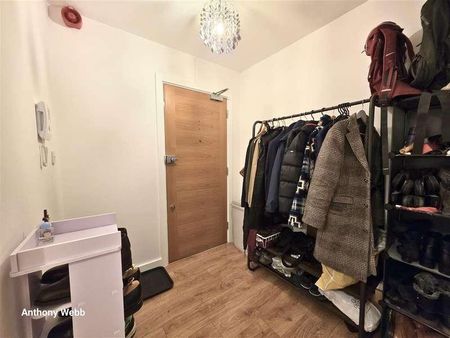 Sydney Road, Tower Point, EN2 - Photo 3