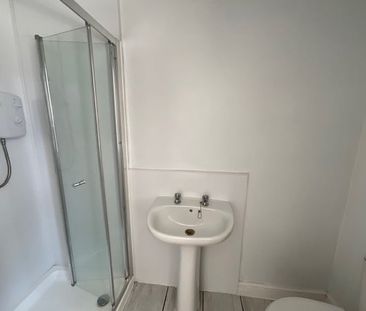 Studio Flat, First Floor Left, AB25 - Photo 4