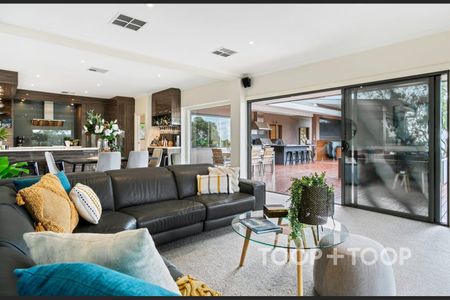 ABOVE AND BEYOND EXPECTATIONS - Photo 5