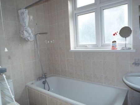 Burleigh Gardens, Southgate, N14, Property for rent - Photo 3