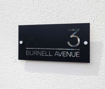 Burnell Avenue Room 5 - Photo 6
