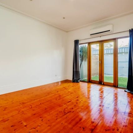 2 Bed, 1 Bath - Photo 1