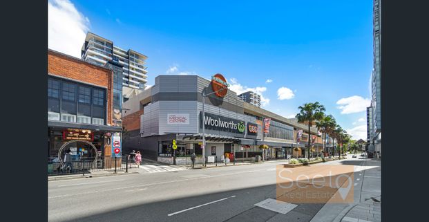 2 Bedrooms Apartment with City View Close to Shops & Transport - Photo 1