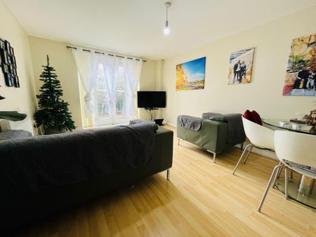 2 bedroom apartment to rent - Photo 4