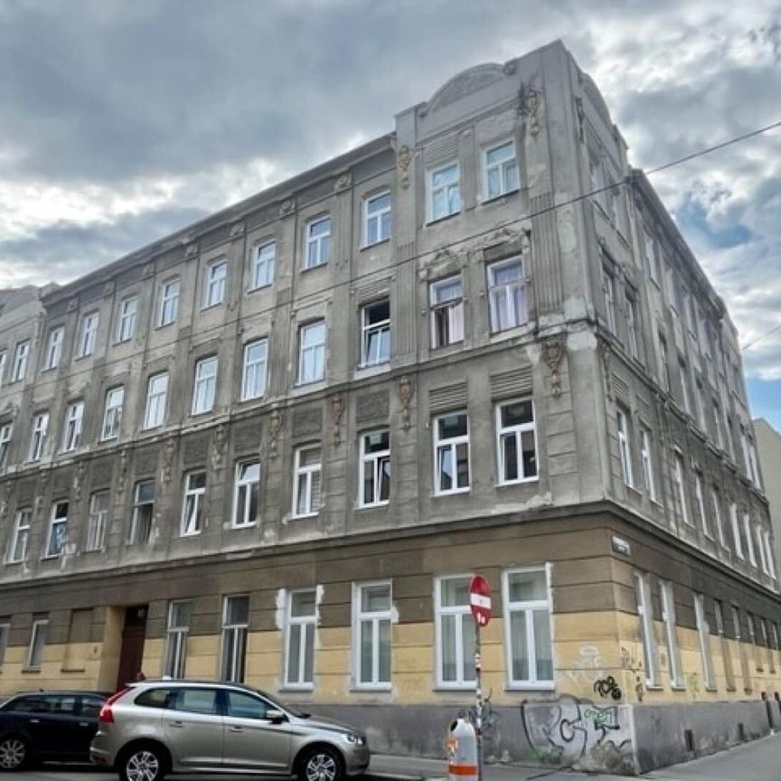 Erstbezug nach Sanierung I Charmante 2-Zimmer Altbauwohnung - Photo 1