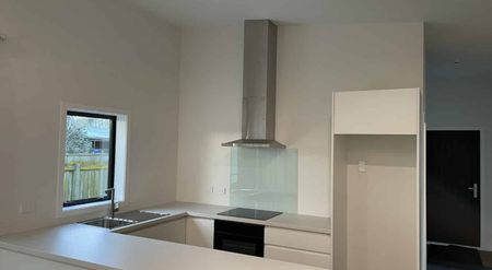 WOW on Worcestor! - Photo 5