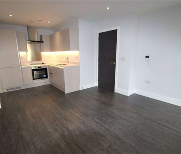 Unfurnished One Double Bedroom Apartment in the Hallmark Developmen... - Photo 4