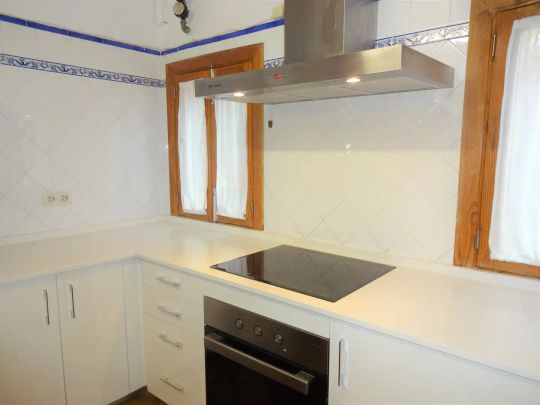 Ático de alquiler en Carrer de la Palma, Sant Jaume - Photo 1
