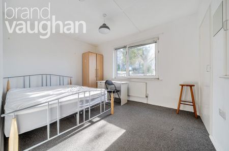 6 bedroom house to rent - Photo 2