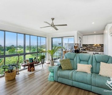 Renovated Apartment with Views - Photo 5