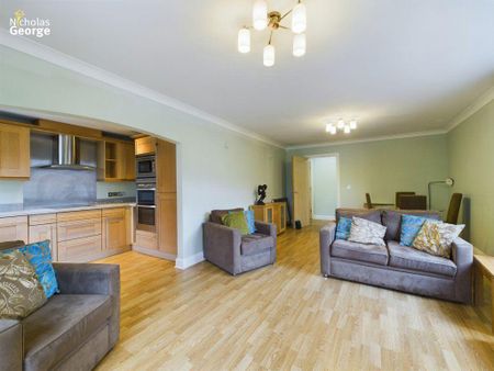 2 bedroom flat to rent - Photo 4