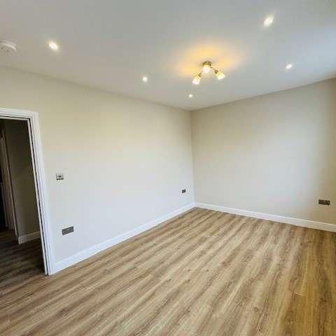 Bethnal Green Road, Bethnal Green, E2 - Photo 1