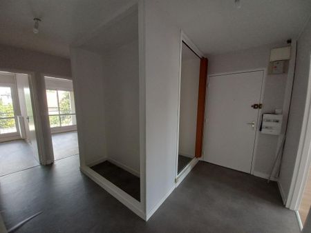 Location Appartement 3 pièces 71 m² La Châtre - Photo 2