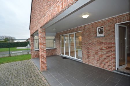 Rustig gelegen vrijstaand huis - 2 à 3sl. & bew. opp. 323m² - Foto 3