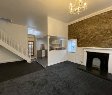 3 bedroom detached house to rent - Photo 3