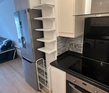 1 Bed Flat, Hampton House, SO14 - Photo 6