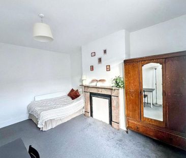 41 Meldon Terrace, Heaton, Newcastle upon Tyne, Tyne and Wear, NE6 5XP - Photo 2