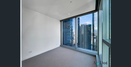 Two-Bedroom Apartment in Prime CBD Location - Photo 2