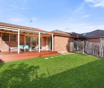 3 Bedroom Villa Centrally Located - Photo 1