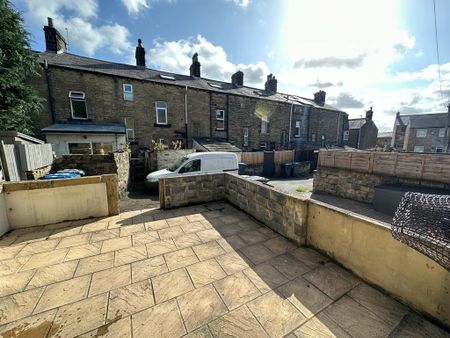 2 bedroom terraced house to rent - Photo 2