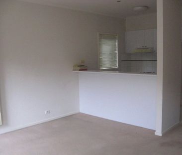 16 Forbes Place - Photo 4