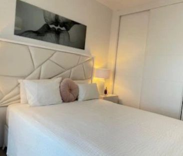 Piso de alquiler en Calle Turina, 2, Las Tres Piedras - Costa Ballena - Photo 1