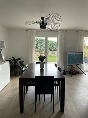 Quiet villa close to amenities - Photo 1