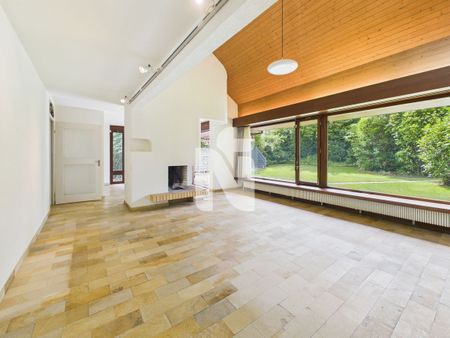 Freistehendes 6.5-Zimmer-Einfamilienhaus auf vier Etagen mit grossem Garten, Garage und Wellnessbereich in ruhiger, exklusiver Lage auf dem Bruderholz - Photo 4