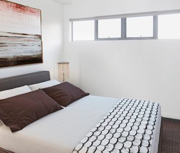 Spacious apartment in convenient Ryde setting - Photo 2