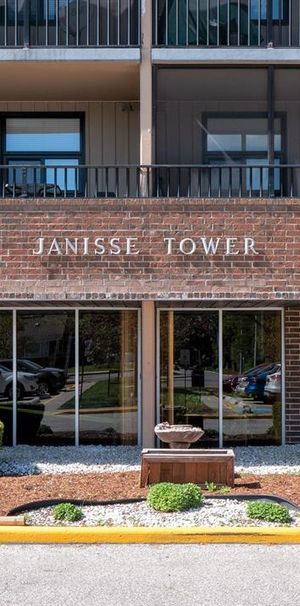 Janisse Tower - Photo 1