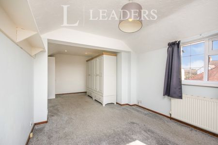 4 bedroom house to rent Bank Street, Cannock, Staffordshire, WS12 - Photo 5